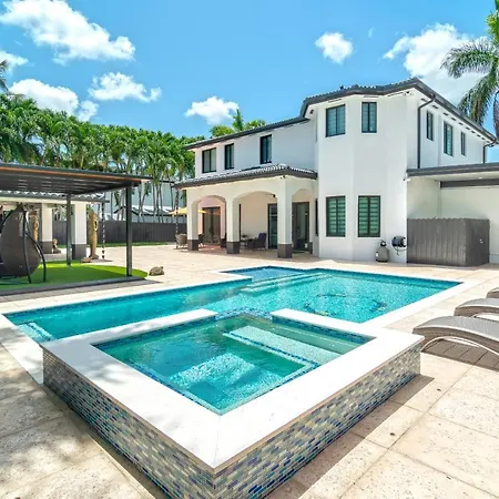 The Tropical Paradise Villa